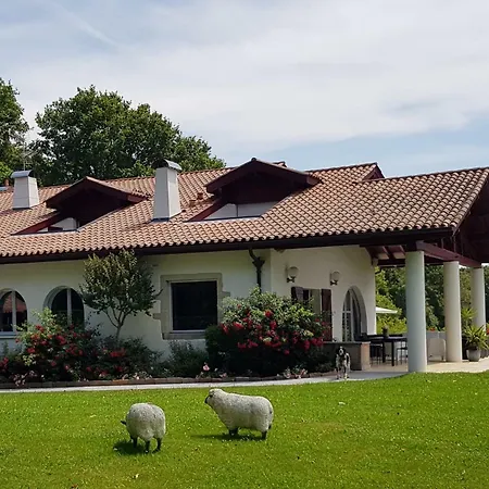 Guest house Maison D Hotes Lapitxuri *